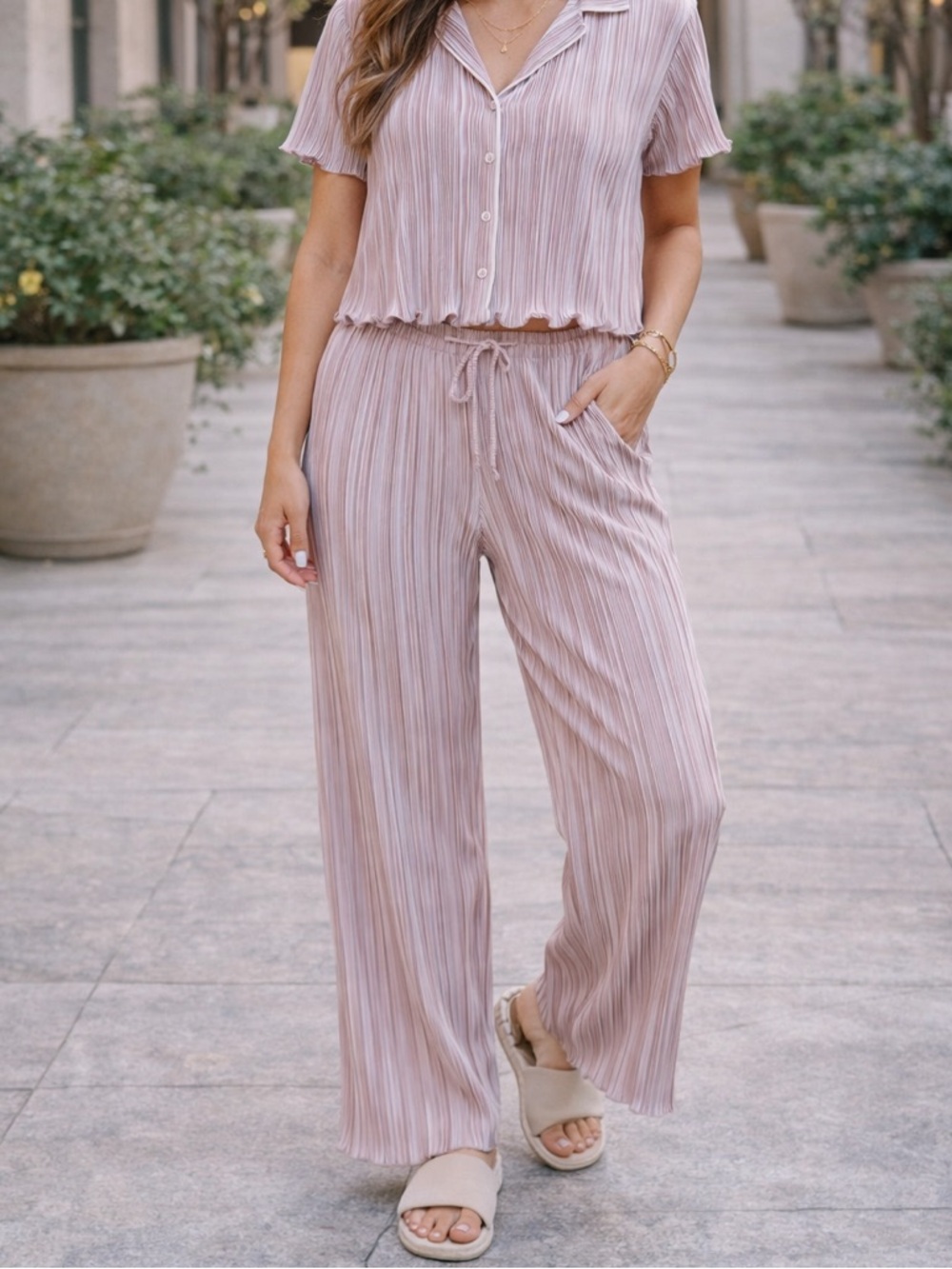 Danceskin NWT Pleated Two-Piece Lounge Set in Dusty Mauve